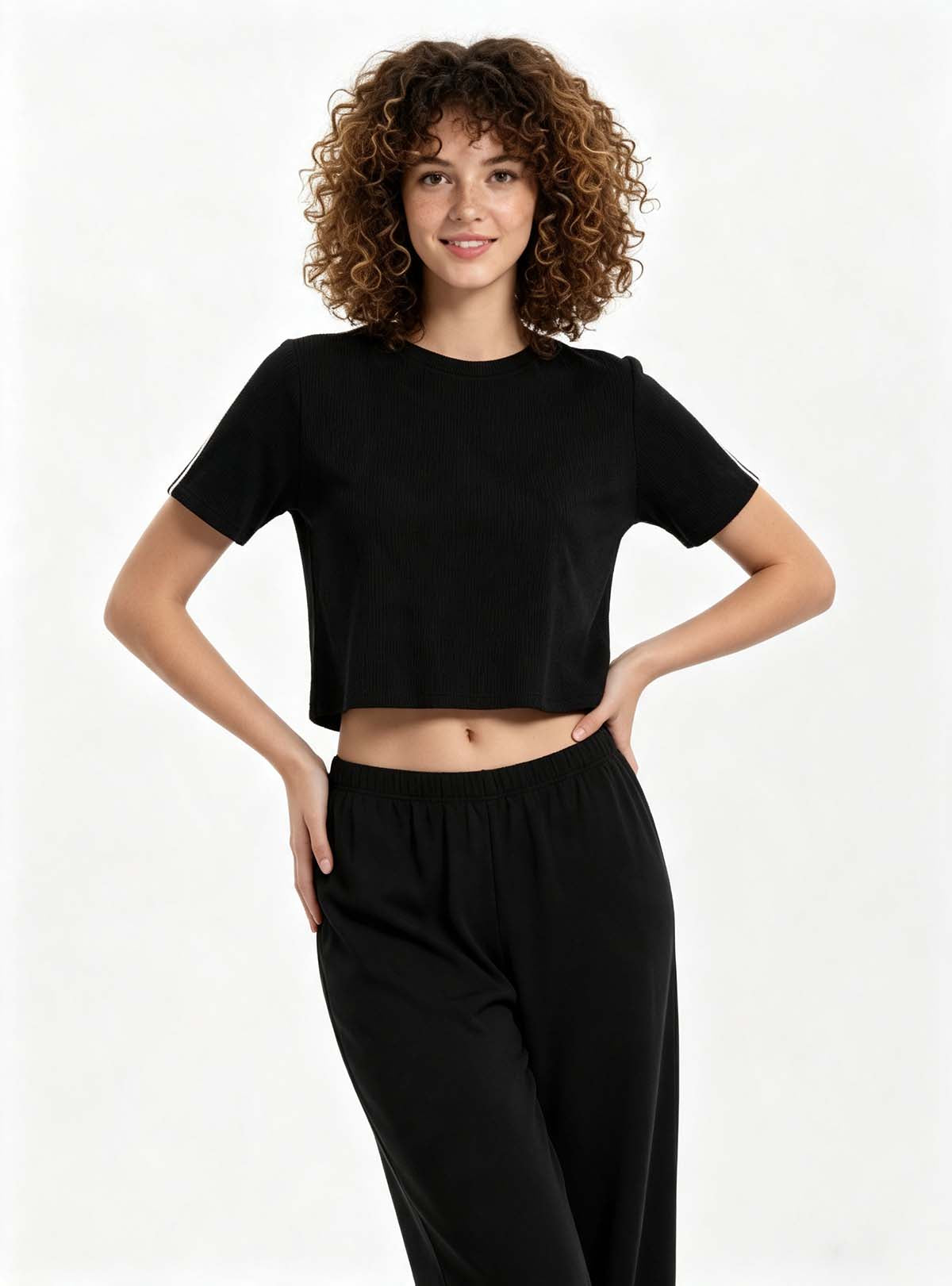 Haideyu All‑Black Casual Two‑Piece Outfit, Striped Short‑Sleeve Cropped Top and Elastic Waist Wide‑Leg Trousers, Comfortable Daily‑wear Women Apparel Private‑Label OEM ODM Manufacturing