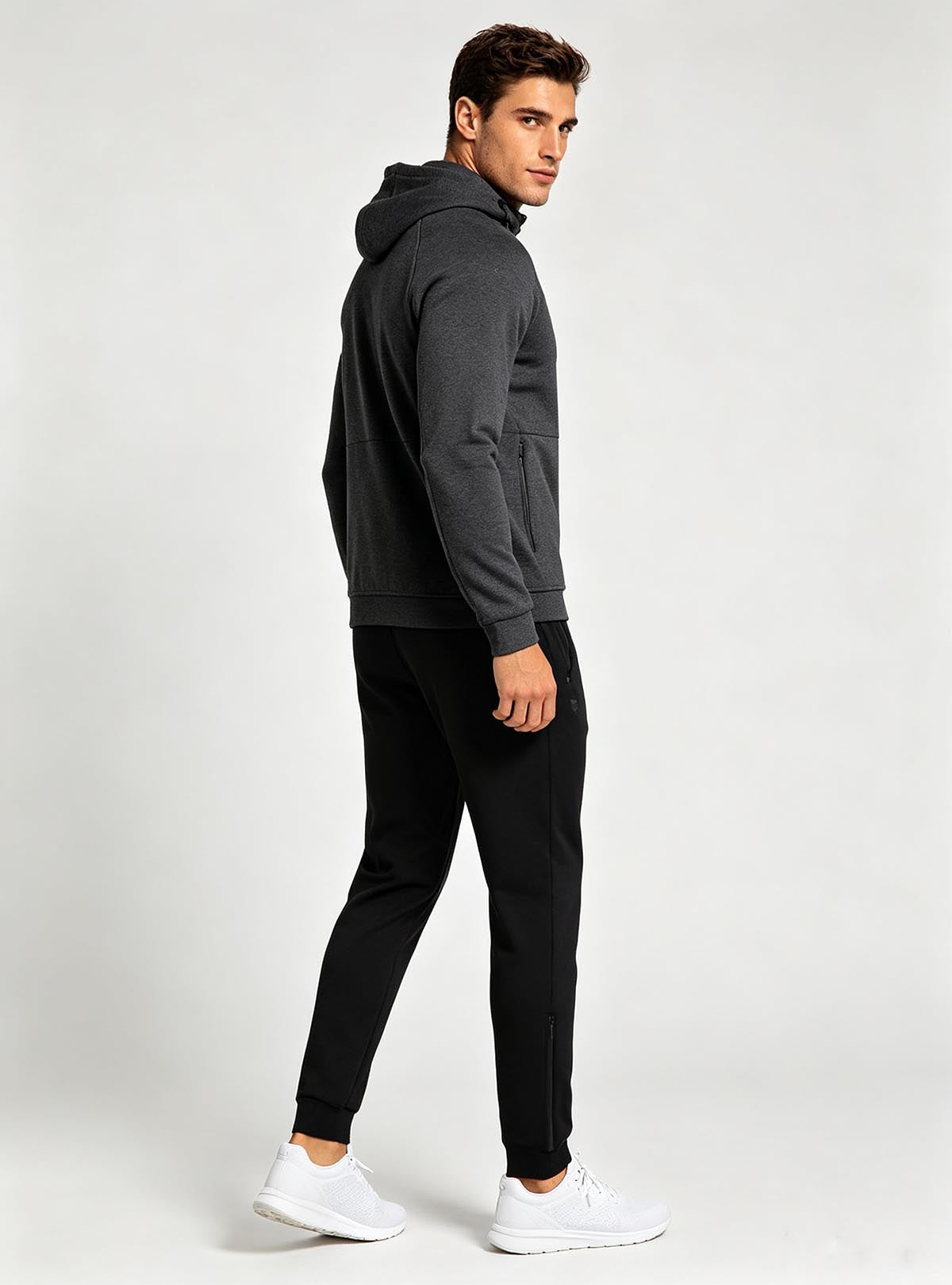 Haideyu OEM ODM customized men 2 pieces fleece hooded tracksuit set front full view, European male model custom fitness activewear FOB garment processing
