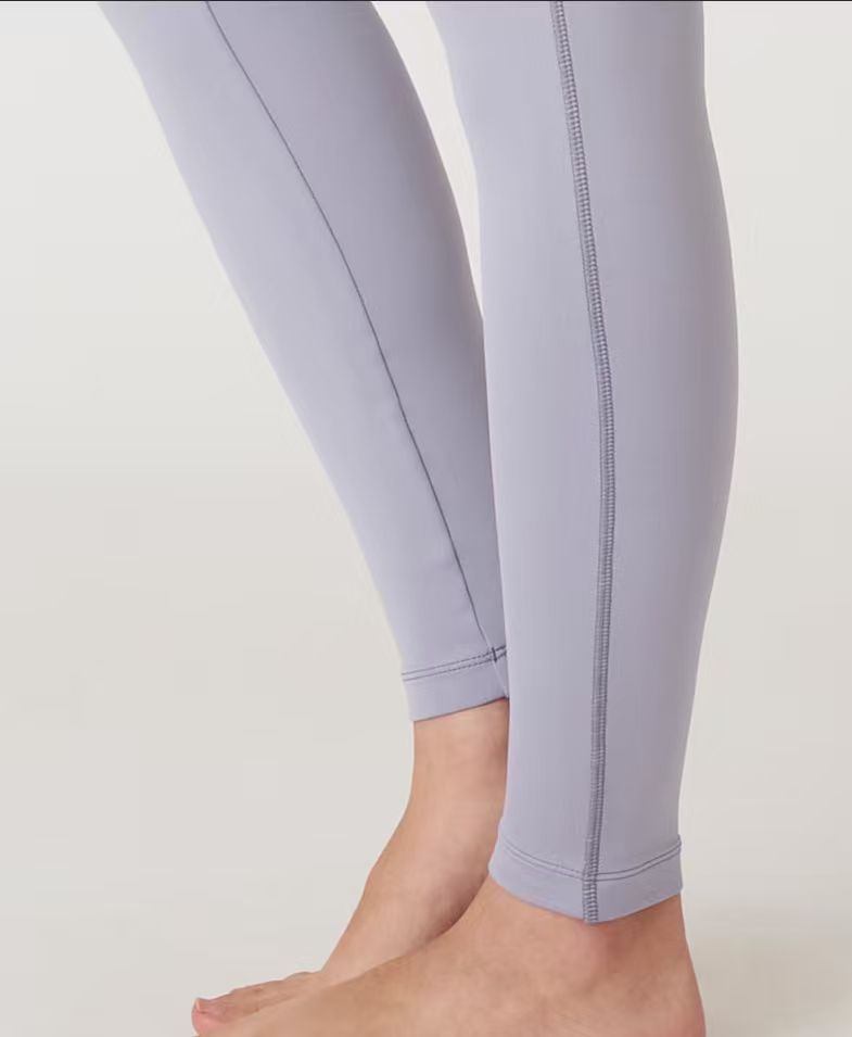  hdfish black fitness leggings rear shot, no visible seams for a streamlined look