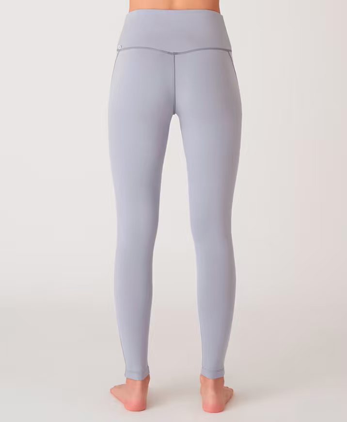  hdfish smooth fabric athletic leggings, black color ideal for daily wear and workouts